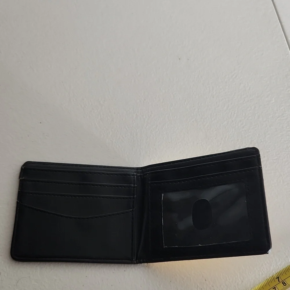 Pokeymon wallet 2011 Pikachu yellow men boys